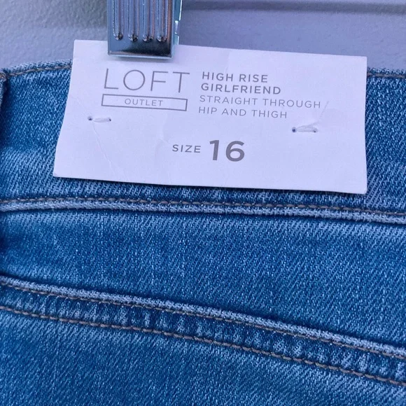 LOFT Size 16 High Rise Girlfriend Distressed Classic Blue Cropped Jeans - Picture 4 of 6